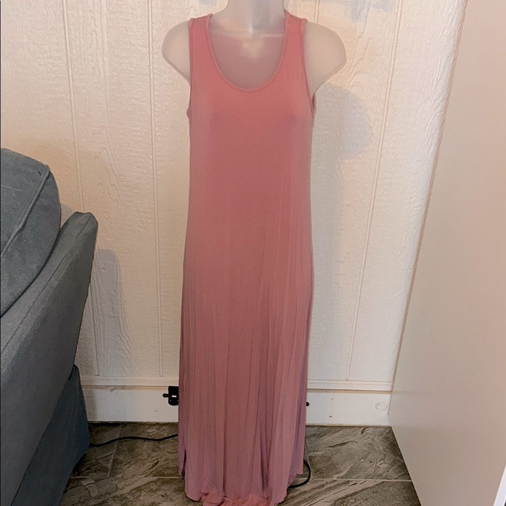 Pink Sleeveless Scoop Neck Sundress for Casual Occasions